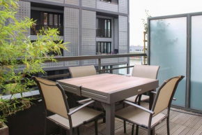 Duplex with terrace and canal de l'Ourcq view